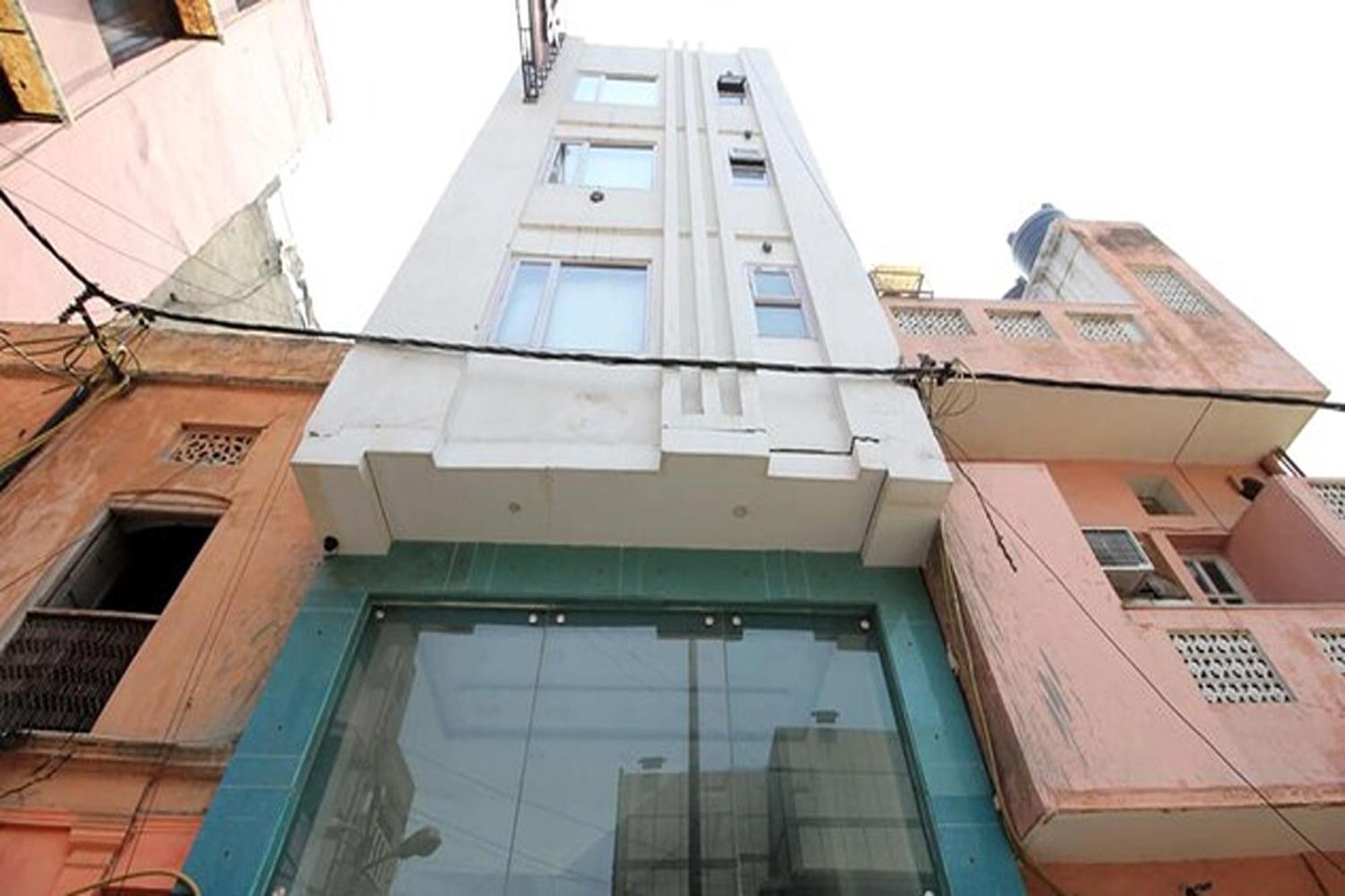 Hotel A10 International New Delhi Exteriör bild